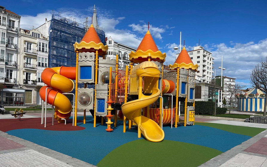 202303-parque-infantil-amestoy