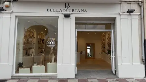 La firma "Bella de Triana" abre en Castro Urdiales su segunda tienda física