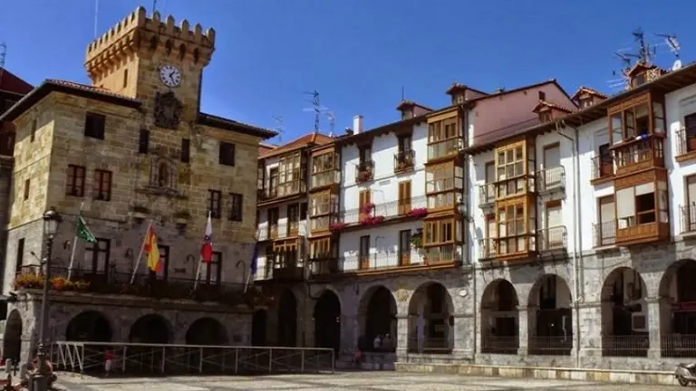 El Ayuntamiento de Castro Urdiales defiende su actuación ante la suspensión de la Sanjuanada de Mioño