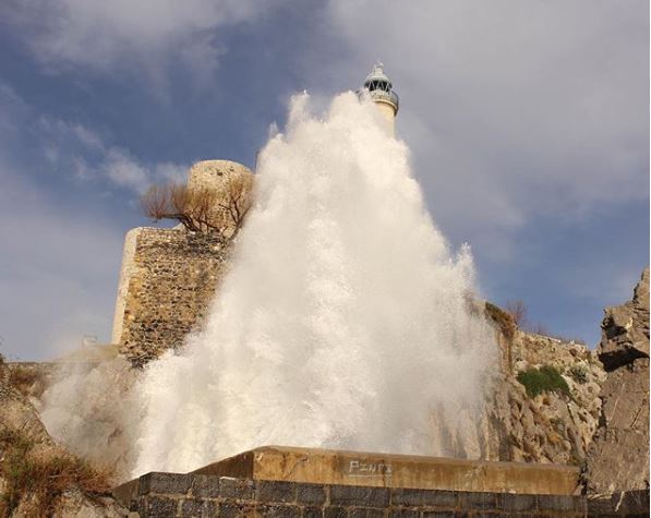 foto faro temporal1