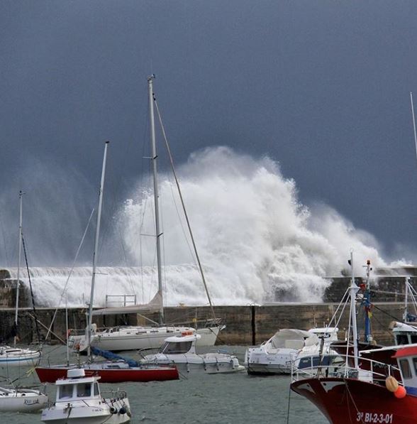 foto rompeolas temporal1