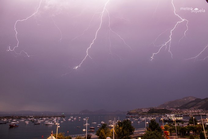 202008 tormenta castro urdiales 2