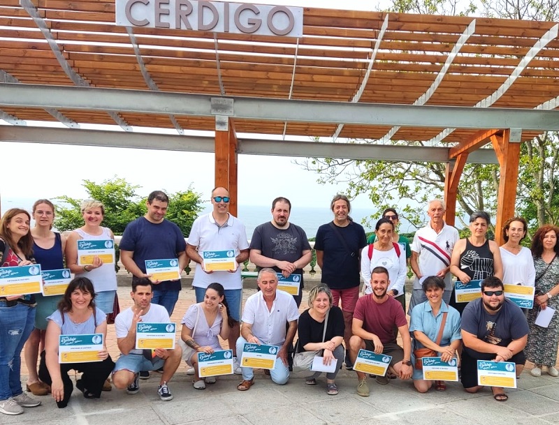 2022 entrega diplomas escuela doblaje