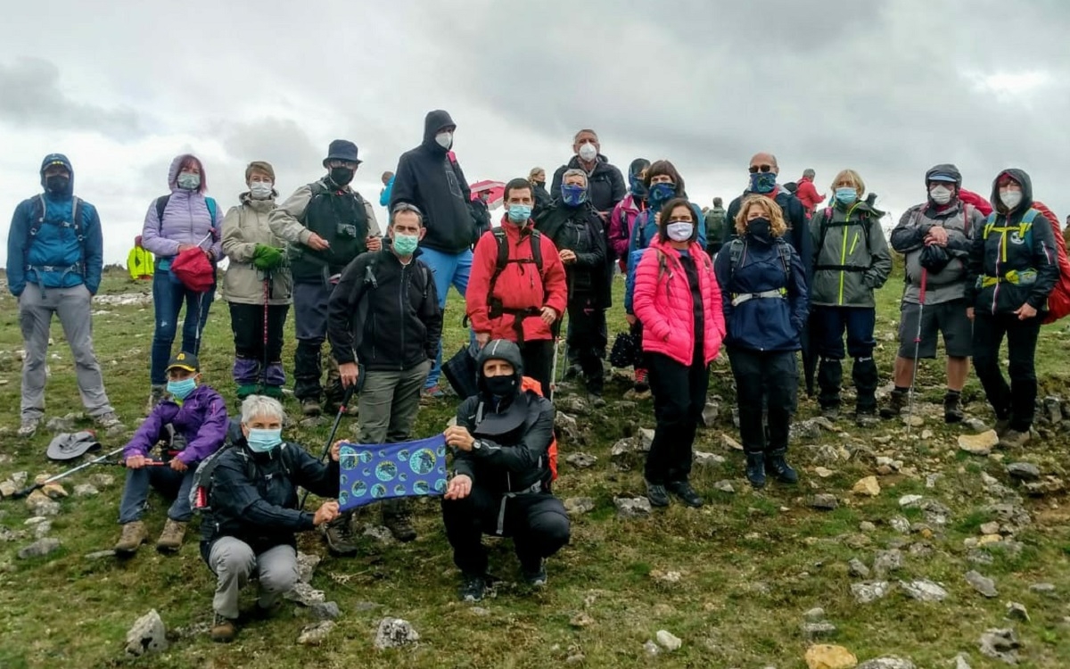 MONTAÑISMO/ El Grupo de Montaña de Castro Urdiales en La Lastra