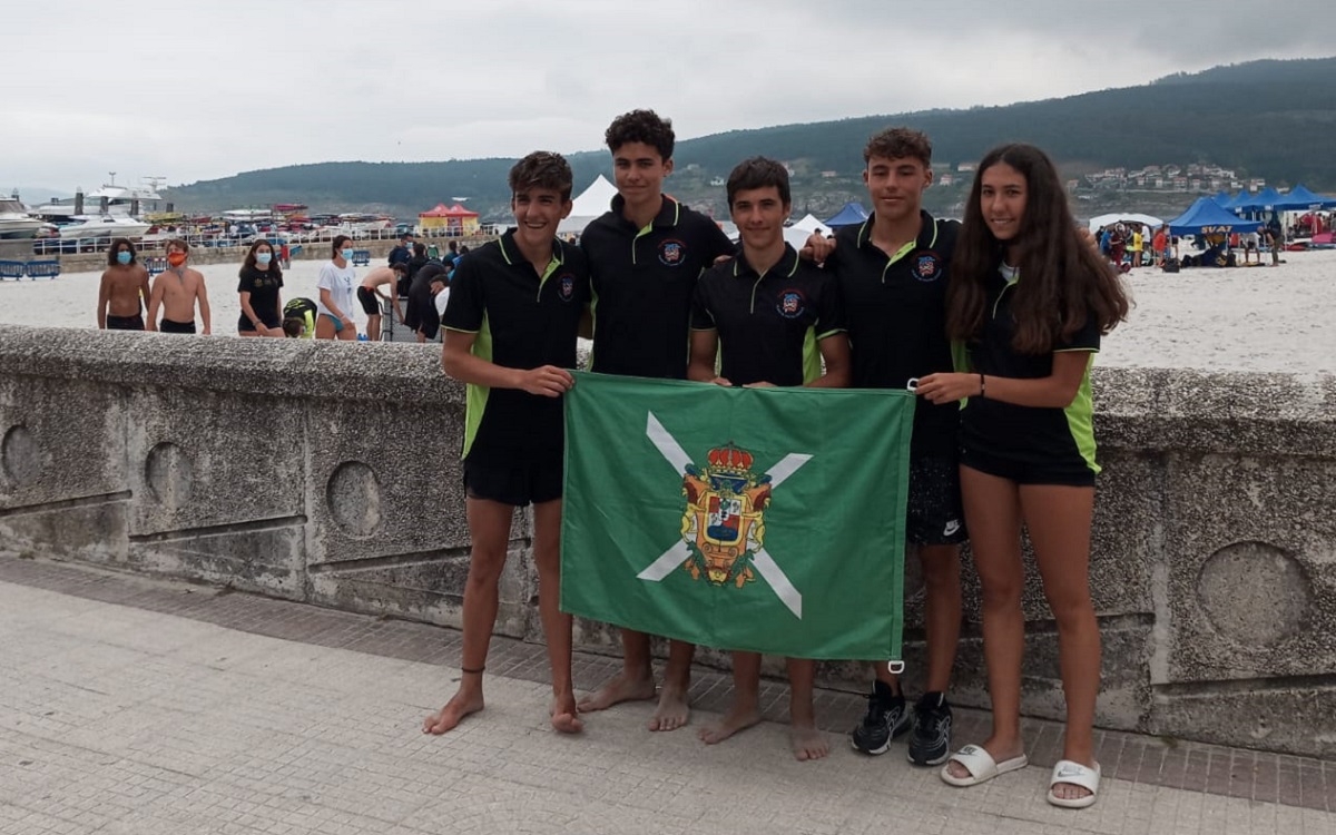 NATACIÓN/ Atletas castreños en el Campeonato de España juvenil junior de salvamento y socorrismo
