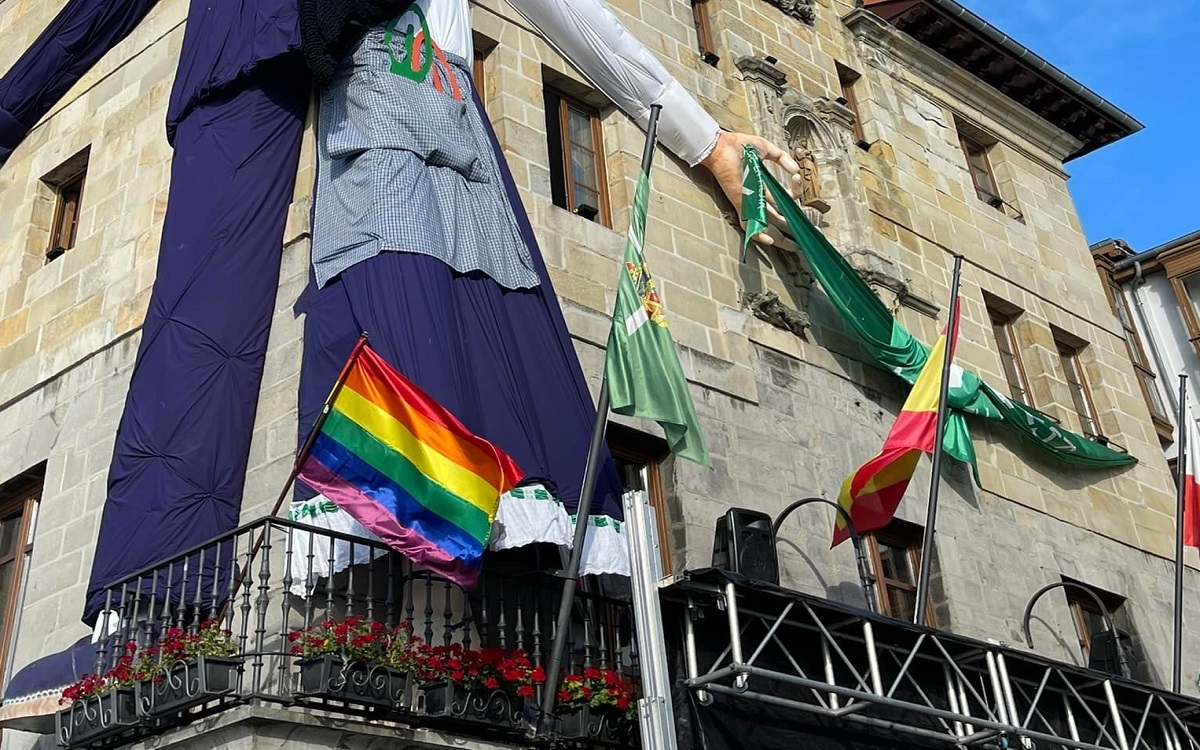 Manifiesto del Ayuntamiento de Castro Urdiales por el Día Internacional del Orgullo LGTBI